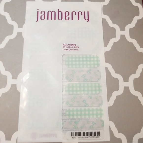 Jamberry March‎ 2016 StyleBox Exclusive - Picture 3 of 3